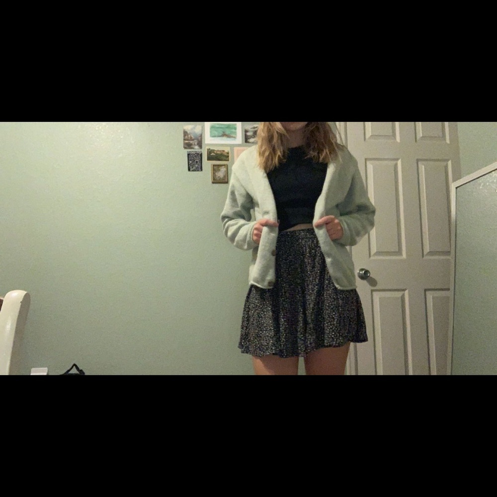 American Eagle Floral Mini skirt